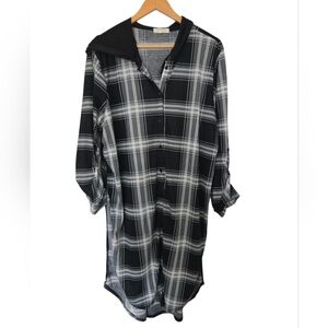 Paper Tee Black and White Plaid Button Down Shirt Size 2x